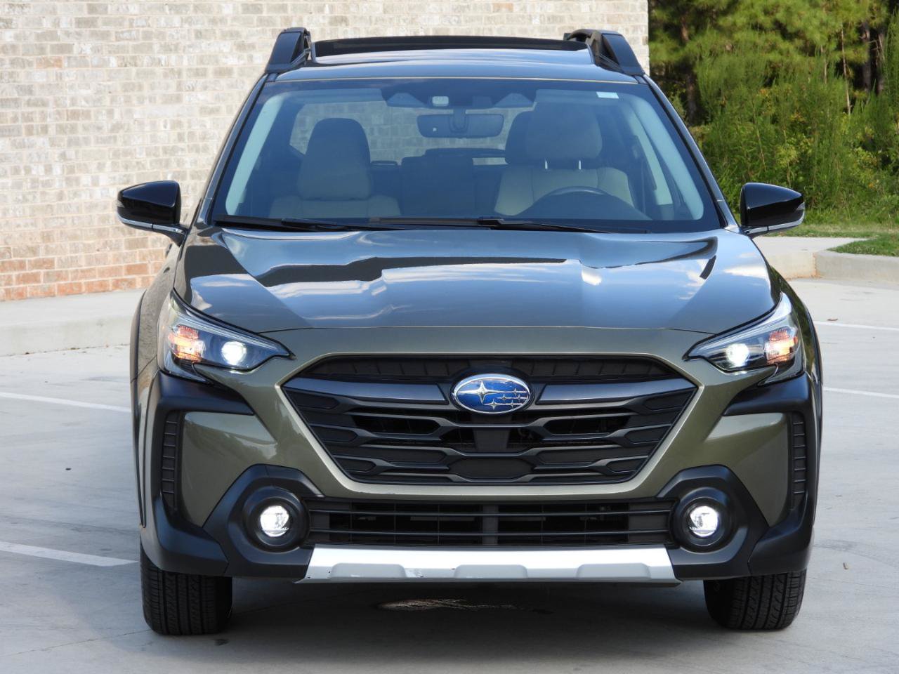 Used 2023 Subaru Outback Limited AWD/4WD image 41