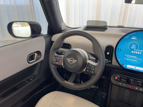 Certified 2025 MINI Cooper S image 27