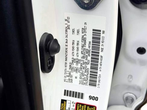 Used 2023 Toyota Tacoma SR AWD/4WD image 17