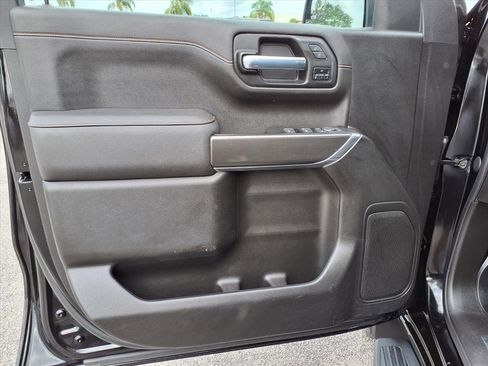 Used 2022 GMC Sierra 1500 AT4 image 26