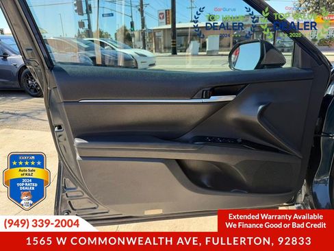 Used 2019 Toyota Camry LE FWD image 25