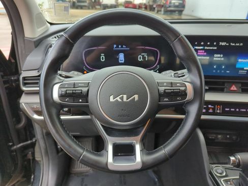 Used 2023 Kia Sportage EX FWD image 10