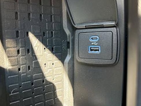 New 2024 Ford Bronco Outer Banks w/ Sasquatch Package image 19