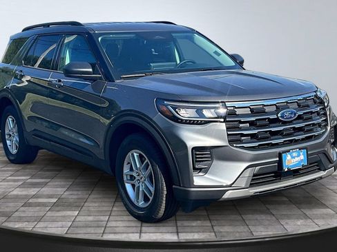 New 2026 Ford Explorer Active AWD/4WD image 1