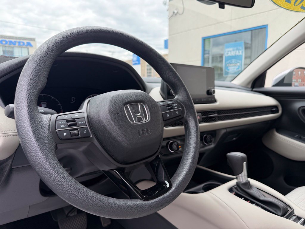 Certified 2025 Honda HR-V LX image 12