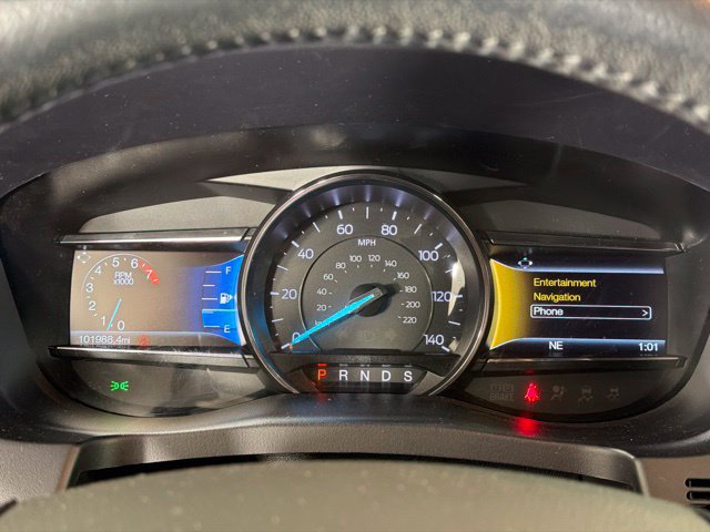 Used 2017 Ford Explorer XLT w/ Equipment Group 202A AWD/4WD image 26