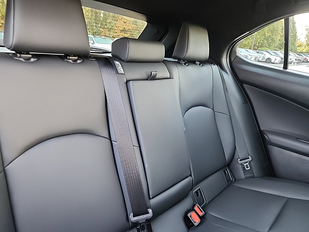 Certified 2025 Lexus UX 300h AWD w/ Accessory Package (Z1) image 18