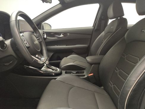 Used 2022 Kia Forte GT-Line w/ GT-Line Technology Package image 17