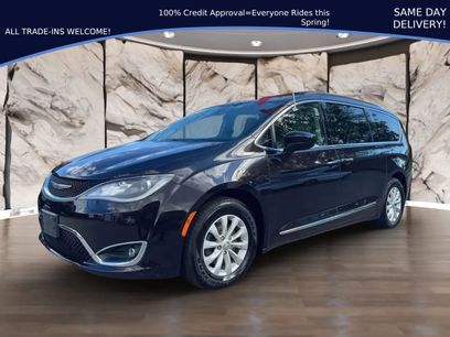 Used 2017 Chrysler Pacifica Touring-L