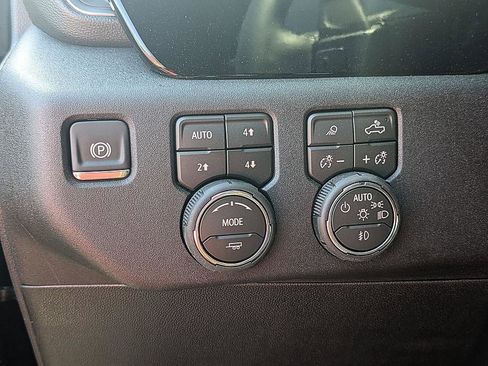 New 2026 Chevrolet Silverado 1500 RST AWD/4WD image 17
