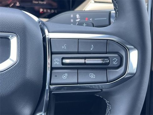 New 2025 GMC Acadia Elevation image 14