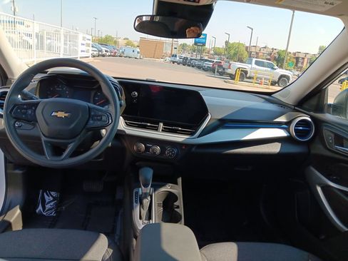 Used 2026 Chevrolet Trax LS FWD image 12