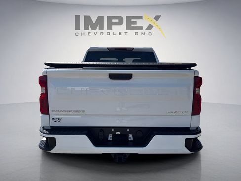 Used 2024 Chevrolet Silverado 1500 Custom AWD/4WD image 4