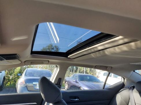 New 2025 Nissan Altima 2.5 SL image 23