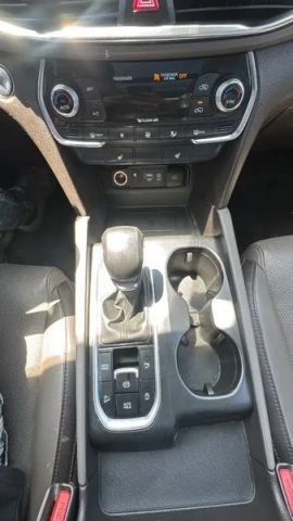 Used 2020 Hyundai Santa Fe SEL AWD/4WD image 19