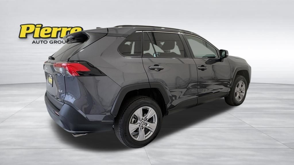 Used 2024 Toyota RAV4 XLE FWD image 6