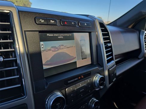 Used 2018 Ford F150 King Ranch w/ Equipment Group 601A Luxury image 20