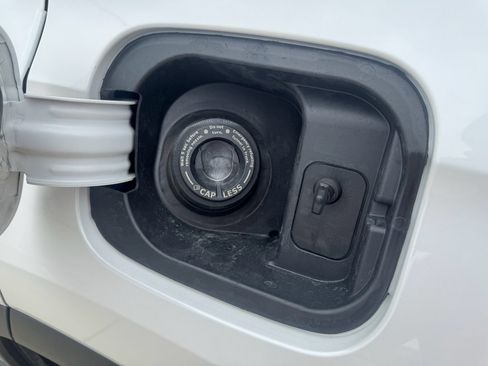 Certified 2025 Honda Pilot EX-L image 31