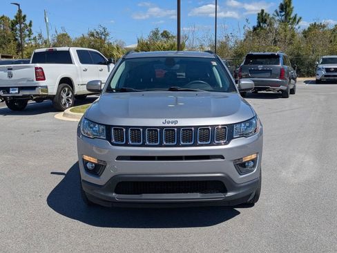 Used 2019 Jeep Compass Latitude w/ Popular Equipment Group image 2