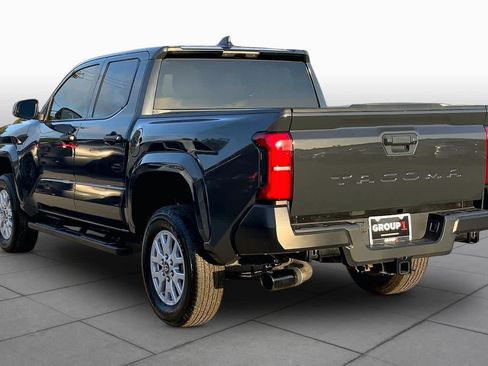 Used 2025 Toyota Tacoma SR RWD image 11