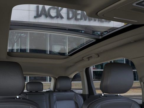 New 2026 Lincoln Nautilus Premier w/ Equipment Group 102A image 22