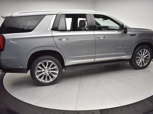 Used 2023 GMC Yukon Denali AWD/4WD image 4