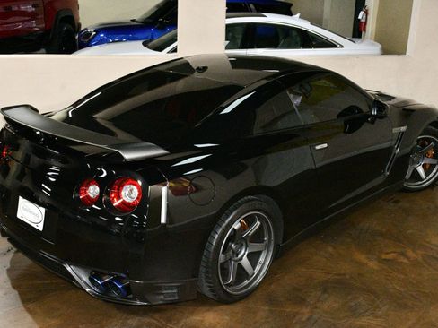 Used 2013 Nissan GT-R Black Edition AWD/4WD image 79