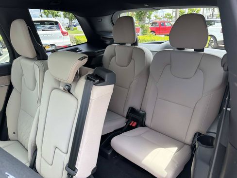New 2026 Volvo XC90 B6 Plus AWD/4WD image 18