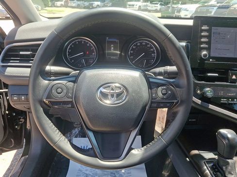 Used 2024 Toyota Camry SE FWD image 20