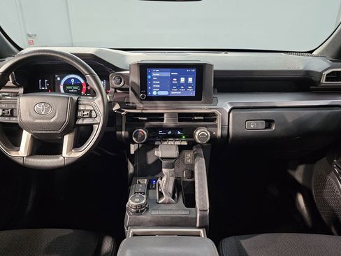 Used 2025 Toyota 4Runner SR5 image 10