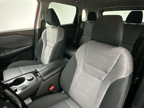 Certified 2021 Nissan Rogue SV image 9