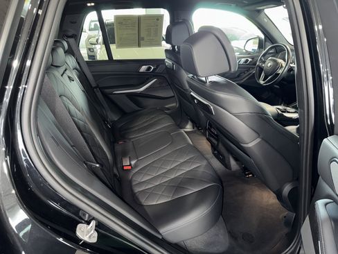 Used 2025 BMW X5 sDrive40i w/ Climate Comfort Package RWD image 12