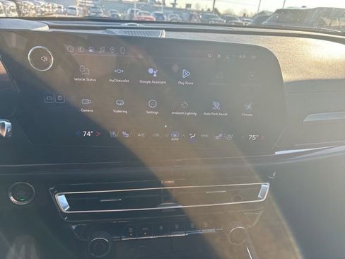 New 2026 Chevrolet Traverse RS image 9