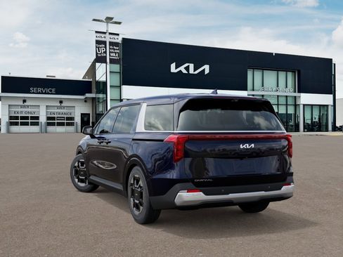New 2026 Kia Carnival EX FWD image 5
