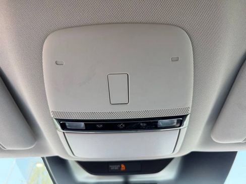 Used 2025 Nissan Murano SV AWD/4WD image 27