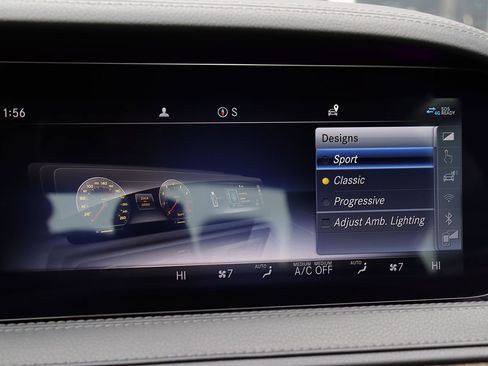 Used 2019 Mercedes-Benz S 560 Sedan image 32