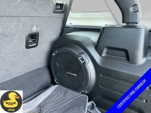 Used 2023 Jeep Wrangler Unlimited Sahara image 16