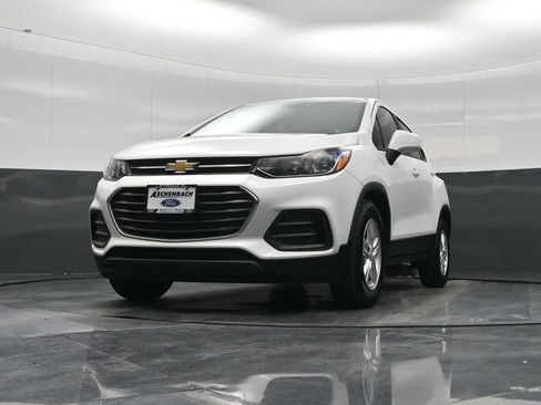 Used 2020 Chevrolet Trax LS w/ Tint and Cruise Package image 24