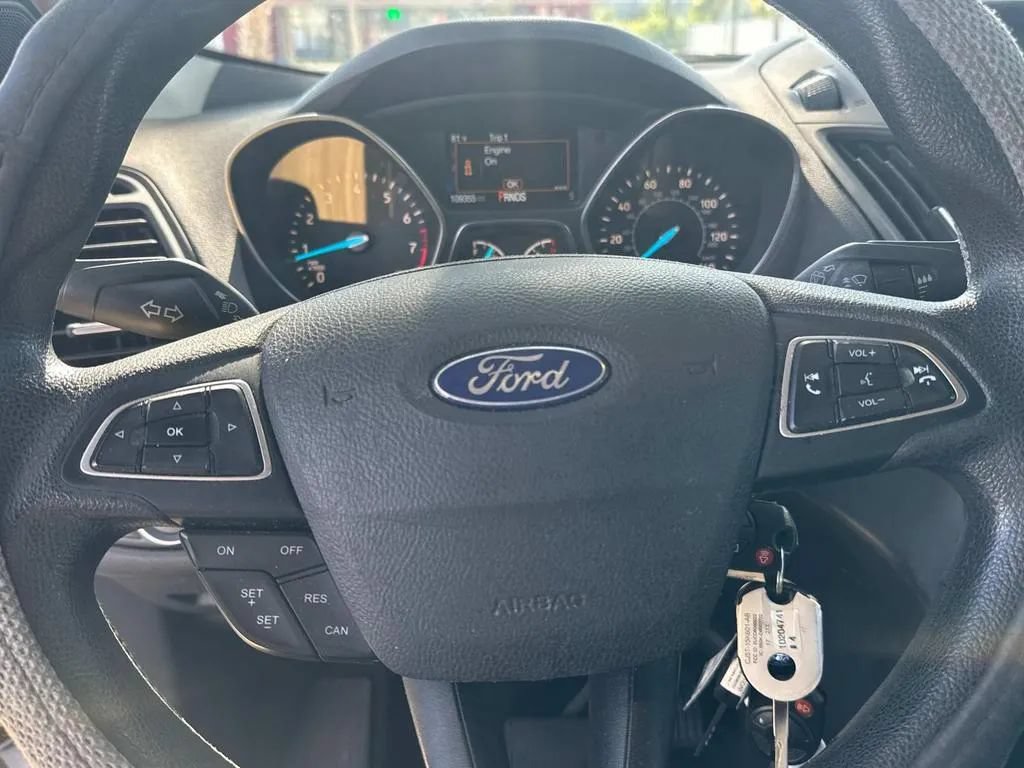 Used 2017 Ford Escape S FWD image 21