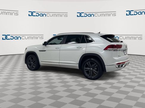 Used 2022 Volkswagen Atlas Cross Sport SEL R-Line AWD/4WD image 6