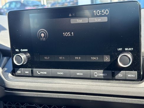 Used 2024 Honda Accord EX image 18