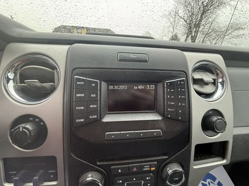 Used 2013 Ford F150 XLT w/ Luxury Equipment Group image 12