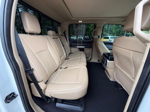 Used 2020 Ford F250 Lariat w/ Lariat Ultimate Package AWD/4WD image 33
