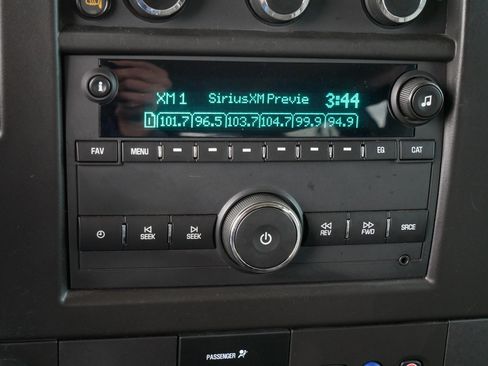 Used 2023 Chevrolet Express 2500 LS w/ Driver Convenience Package image 22