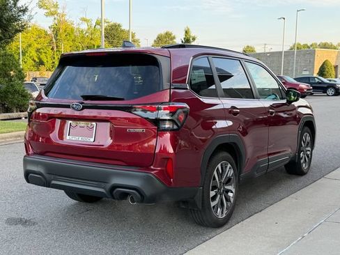 Used 2026 Subaru Forester Touring AWD/4WD image 3