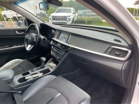 Used 2020 Kia Optima S FWD image 27