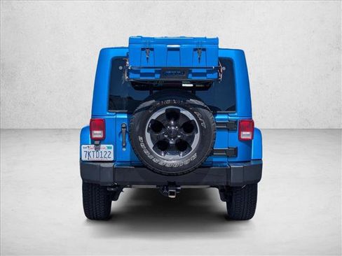 Used 2014 Jeep Wrangler Unlimited Sahara AWD/4WD image 11