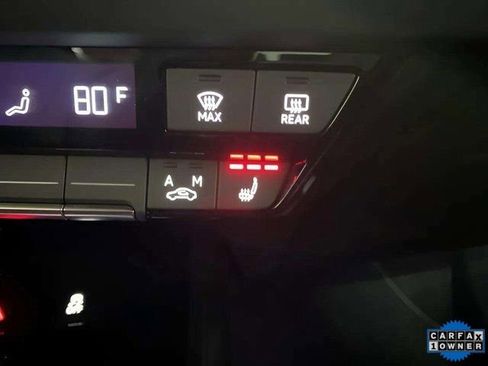 Used 2024 Audi Q4 e-tron Premium Plus w/ Premium Plus image 57