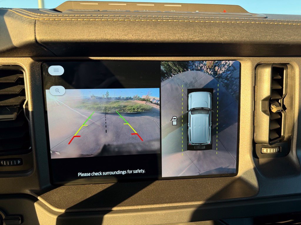 Used 2025 Ford Bronco Badlands AWD/4WD image 17
