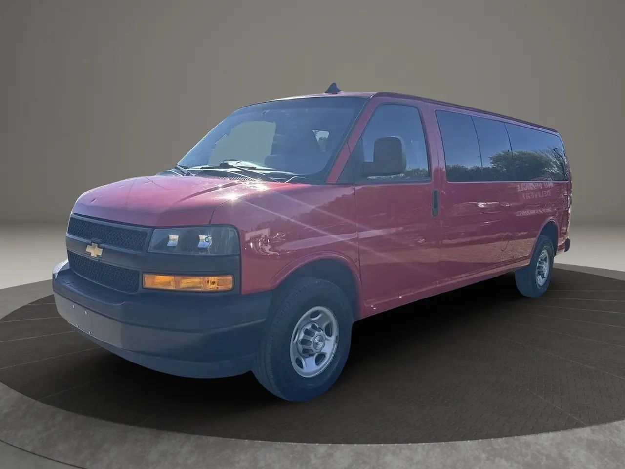 Used 2023 Chevrolet Express 3500 LS RWD image 2